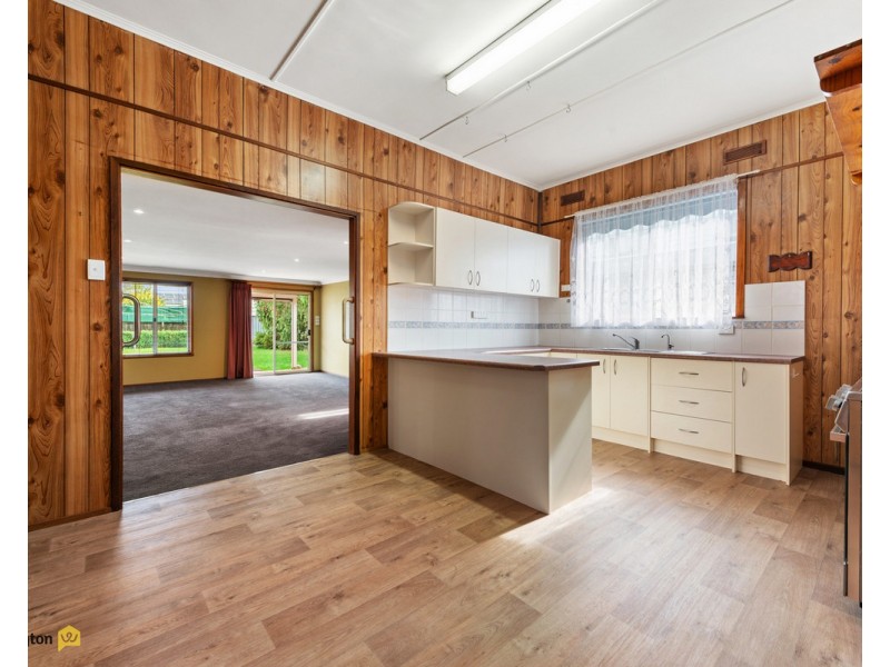 16 Macarthur Street, Sale VIC 3850