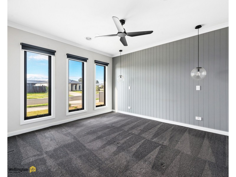 20 Swan Lake Drive, Sale VIC 3850