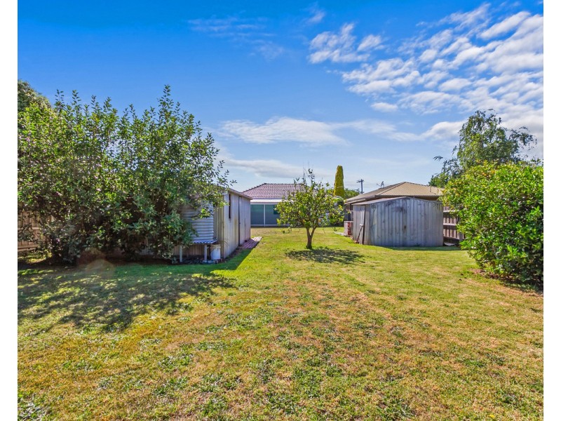 5 Valentine Crescent, Sale VIC 3850
