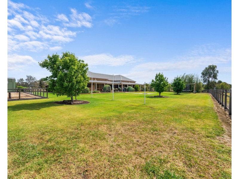 116 Victoria Street, Briagolong VIC 3860