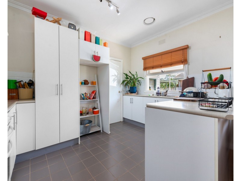 12 Picton Court, Sale VIC 3850