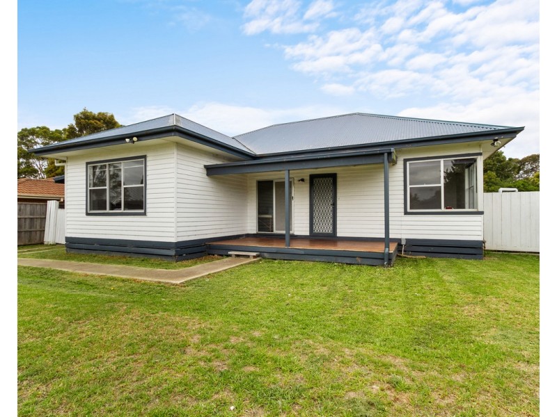 14 Loughnan Court, Wurruk VIC 3850