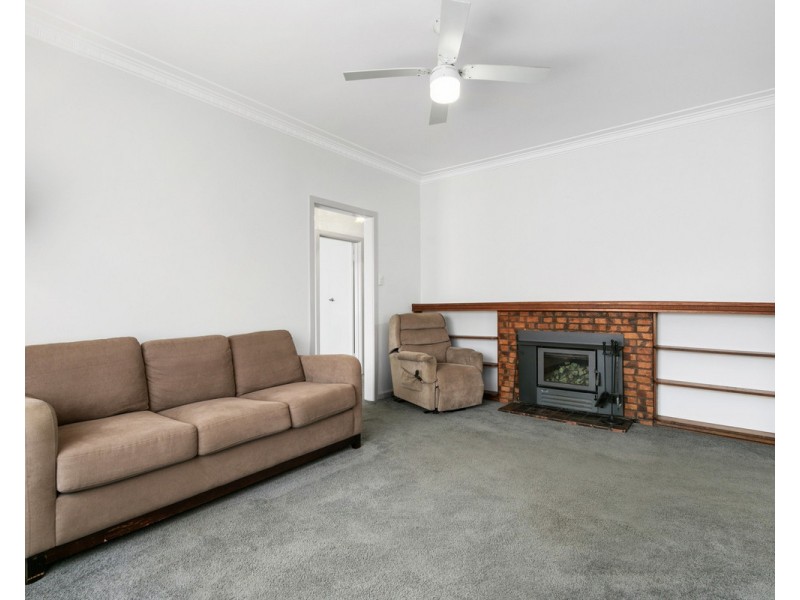16 Dawson Street, Stratford VIC 3862