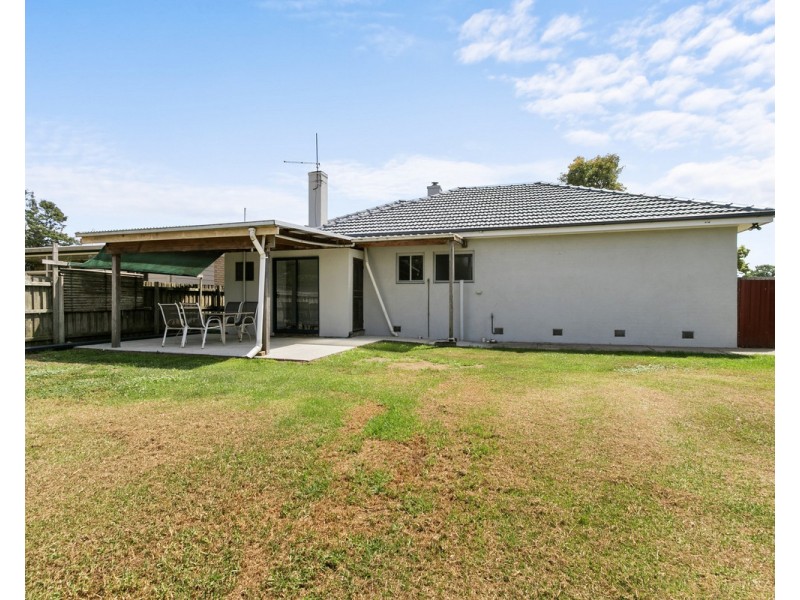 16 Dawson Street, Stratford VIC 3862