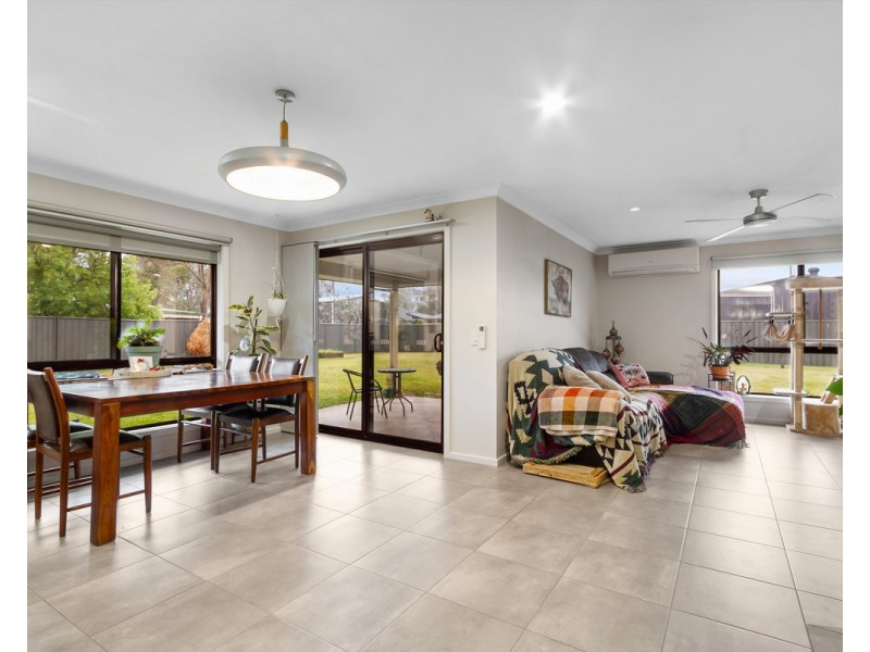 6 Pruden Court, Stratford VIC 3862