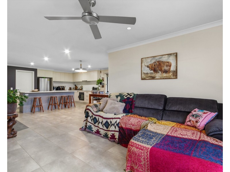 6 Pruden Court, Stratford VIC 3862