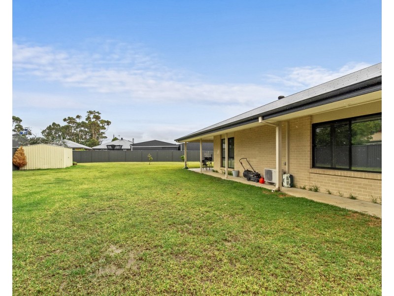 6 Pruden Court, Stratford VIC 3862