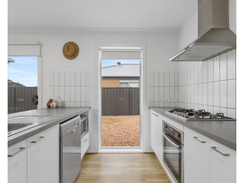 111 Lee Street, Stratford VIC 3862