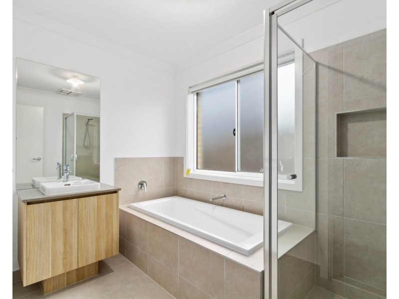 111 Lee Street, Stratford VIC 3862