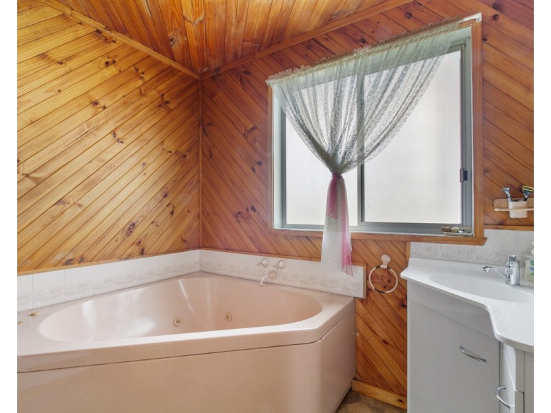 146 Andersons Road, Denison VIC 3858
