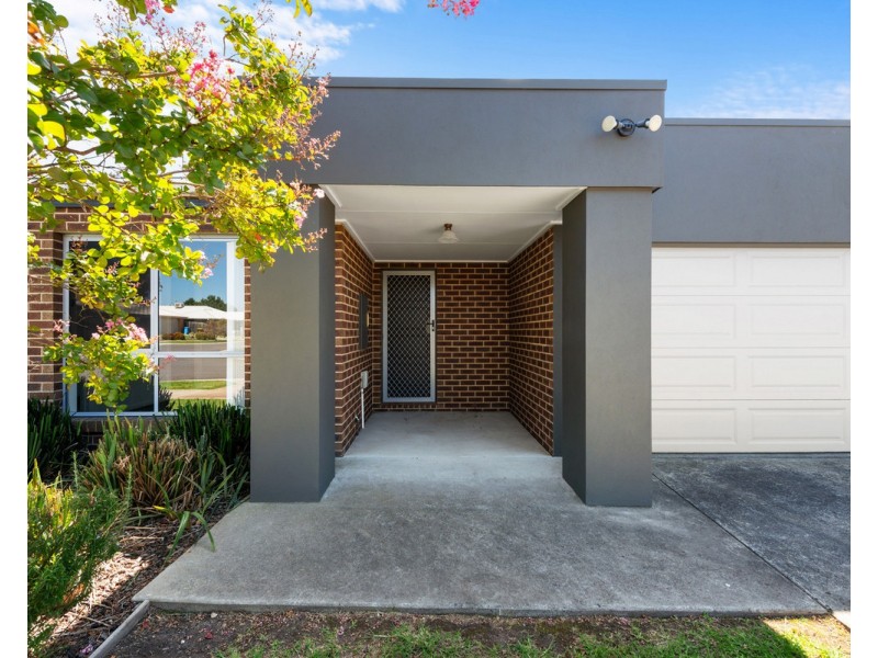 14 Mia Street, Sale VIC 3850
