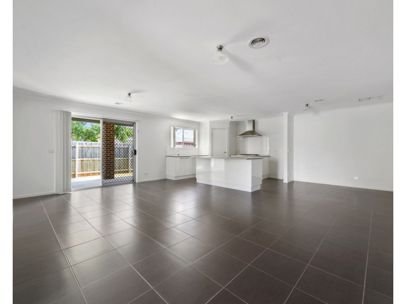 14 Mia Street, Sale VIC 3850