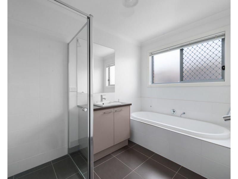 14 Mia Street, Sale VIC 3850