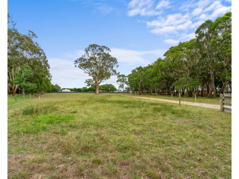 45 Lee Street, Stratford VIC 3862