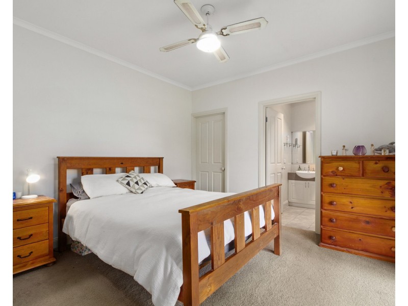 74 McMillan Street, Stratford VIC 3862