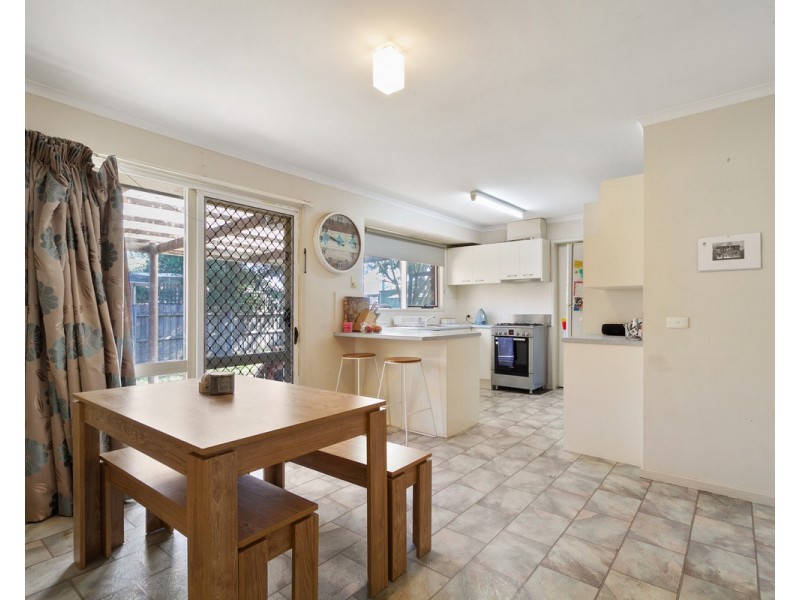 7 Vaughan Street, Stratford VIC 3862