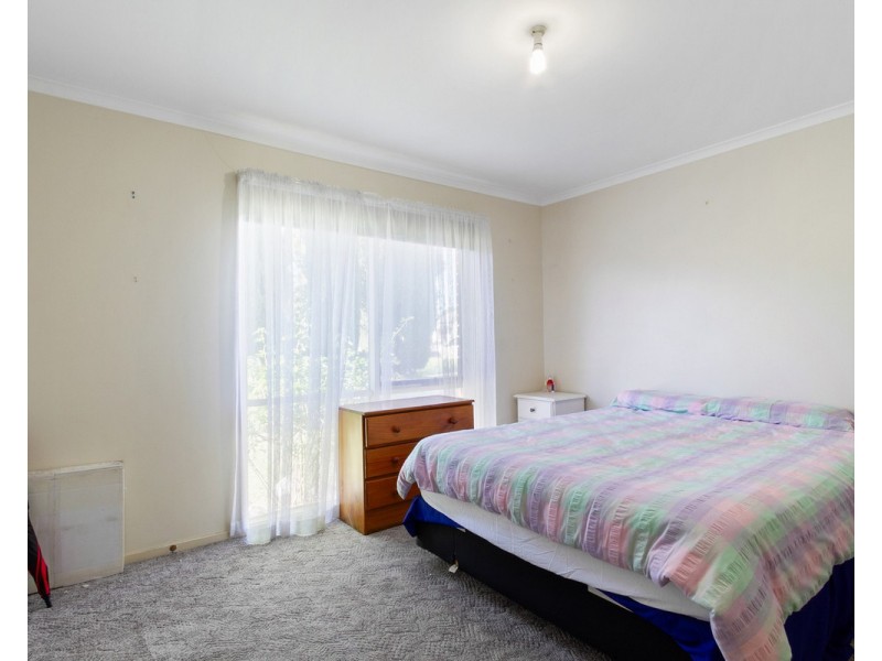 7 Vaughan Street, Stratford VIC 3862