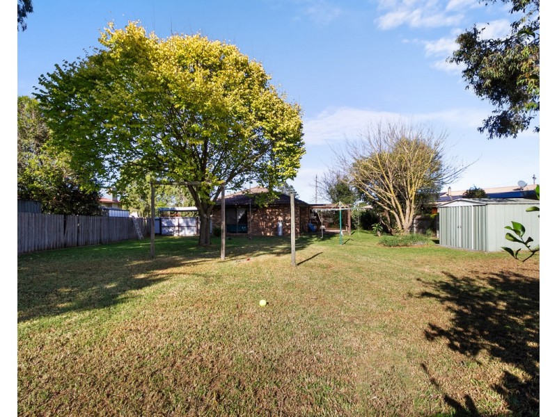 7 Vaughan Street, Stratford VIC 3862
