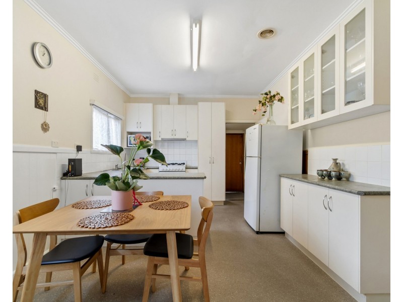 20 Valentine Crescent, Sale VIC 3850