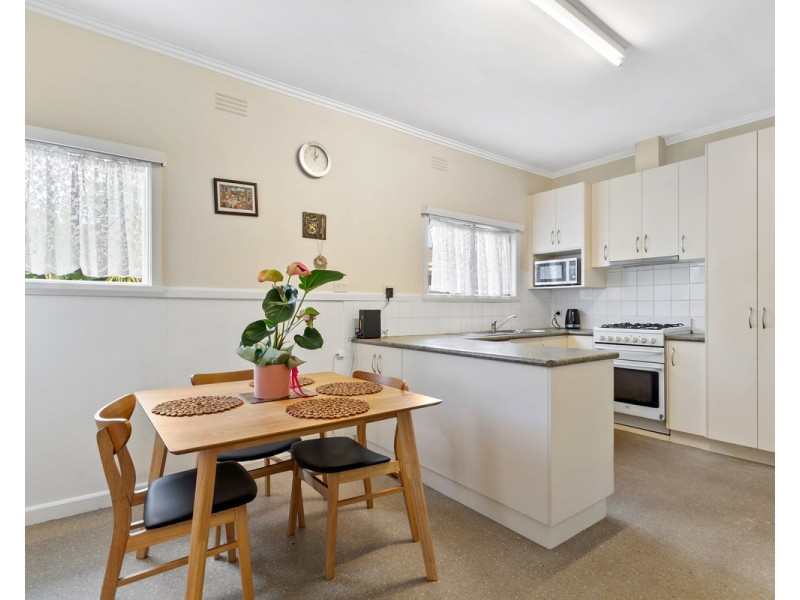 20 Valentine Crescent, Sale VIC 3850