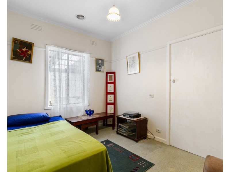 20 Valentine Crescent, Sale VIC 3850