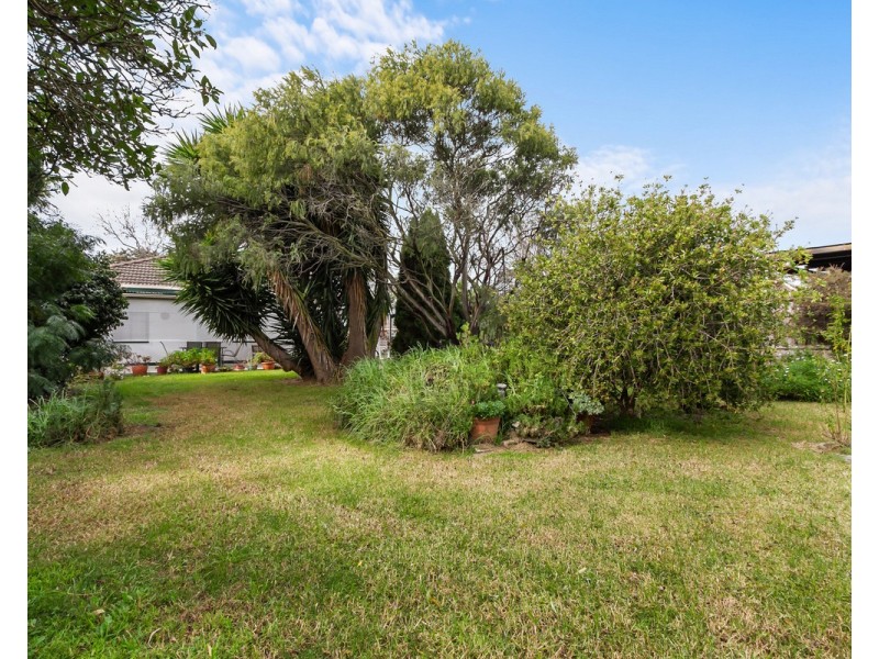 20 Valentine Crescent, Sale VIC 3850