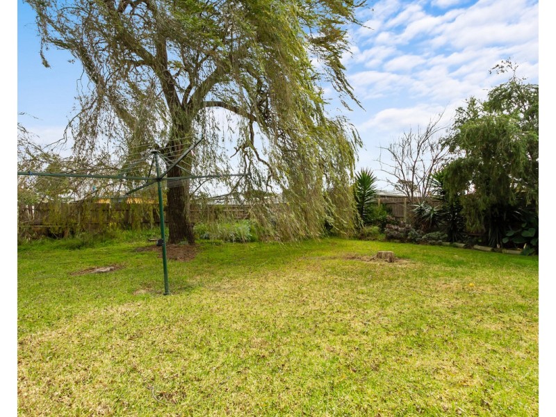 20 Valentine Crescent, Sale VIC 3850