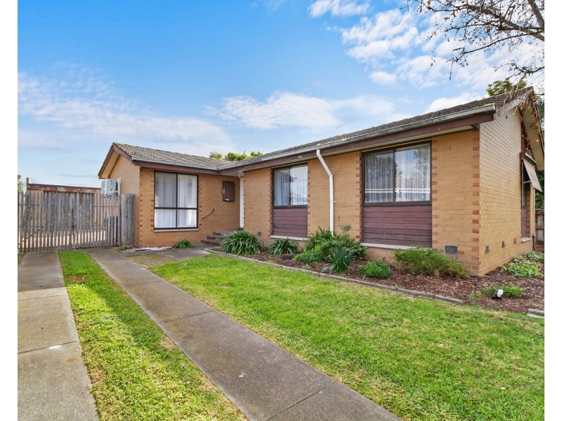 56 Jackson Avenue, Sale VIC 3850