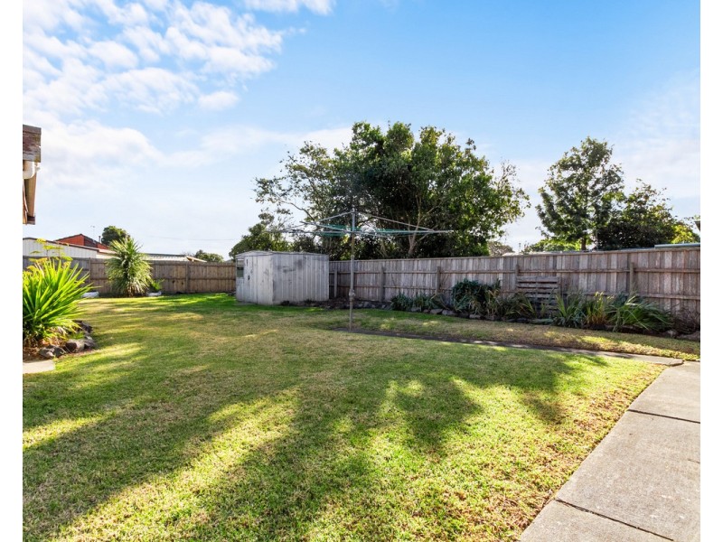 56 Jackson Avenue, Sale VIC 3850