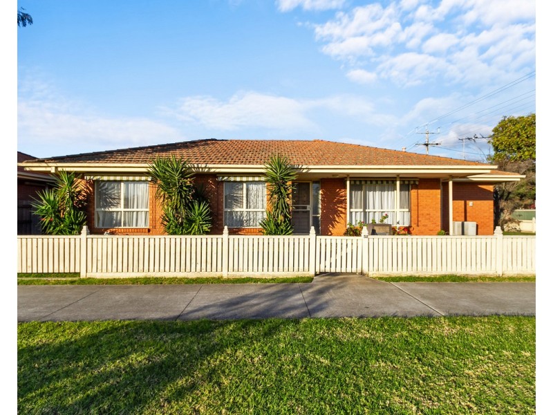 52 Dundas Street, Sale VIC 3850