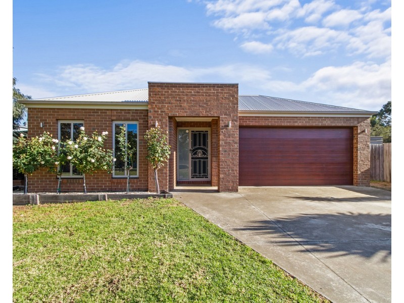 61 McFarlane Street, Stratford VIC 3862