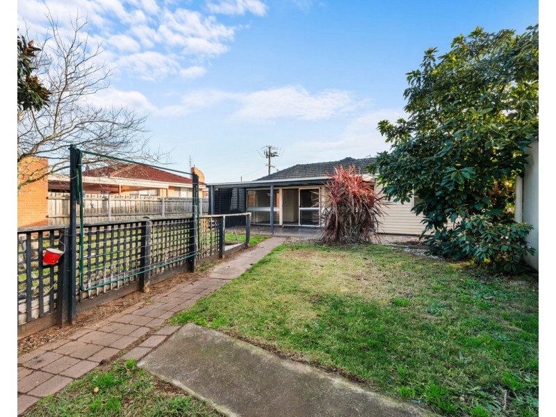 8 Buckley Street, Sale VIC 3850