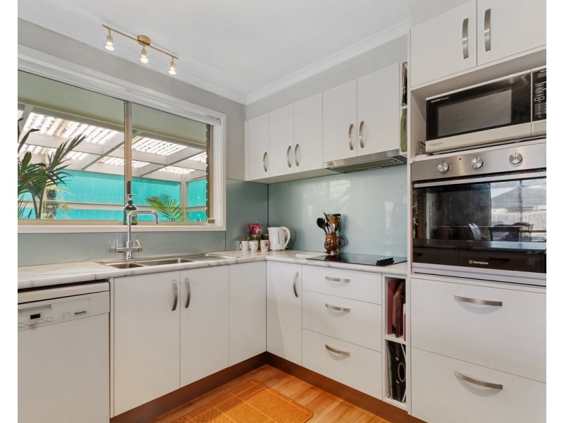 8 Alison Court, Sale VIC 3850