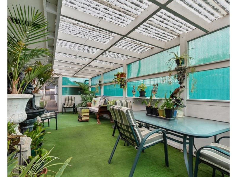 8 Alison Court, Sale VIC 3850