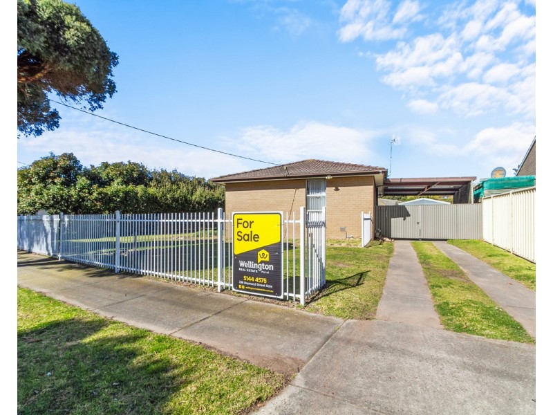 18 Jackson Avenue, Sale VIC 3850