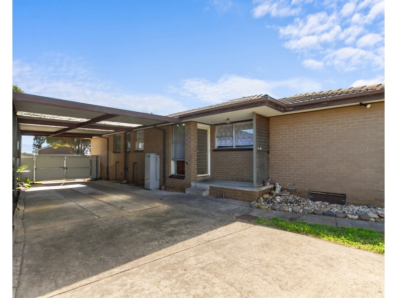 18 Jackson Avenue, Sale VIC 3850