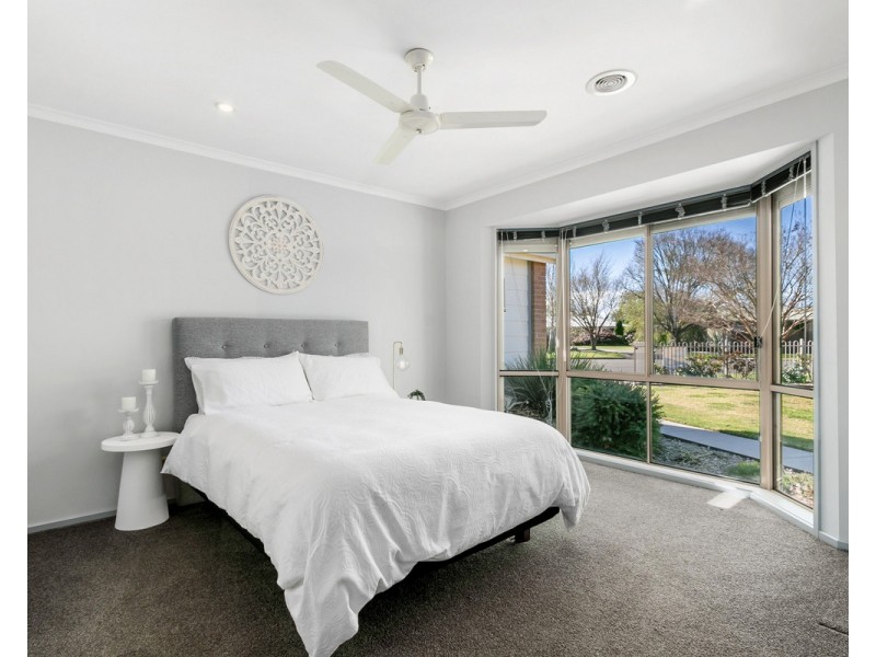 15 Yvette Close, Sale VIC 3850