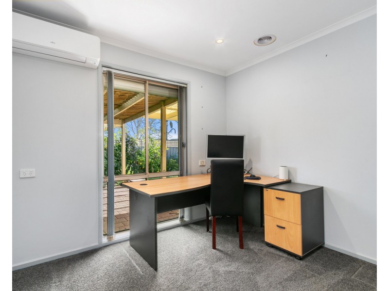 15 Yvette Close, Sale VIC 3850