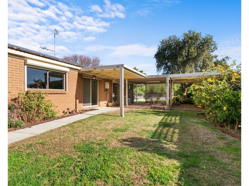 15 Yvette Close, Sale VIC 3850