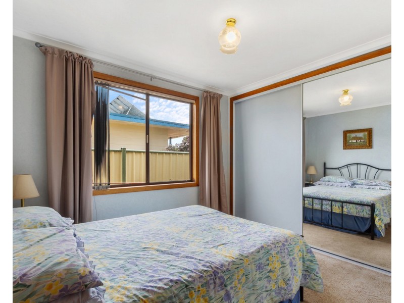 36 Ellen Avenue, Seaspray VIC 3851