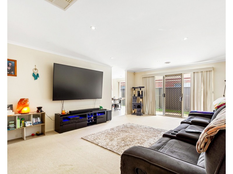 9 Dryden Place, Sale VIC 3850