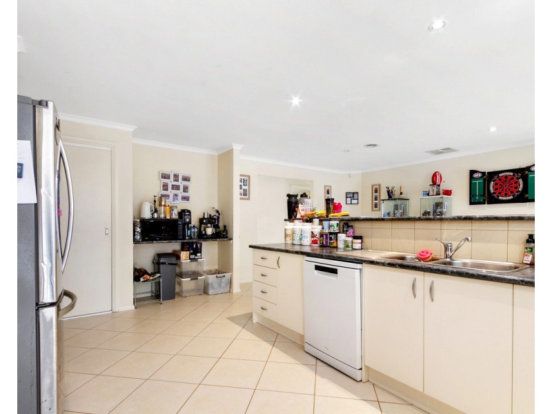 9 Dryden Place, Sale VIC 3850