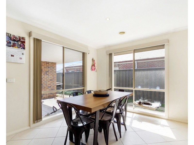9 Dryden Place, Sale VIC 3850