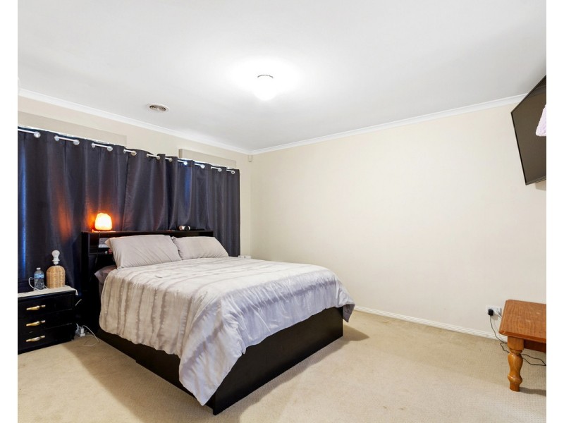 9 Dryden Place, Sale VIC 3850
