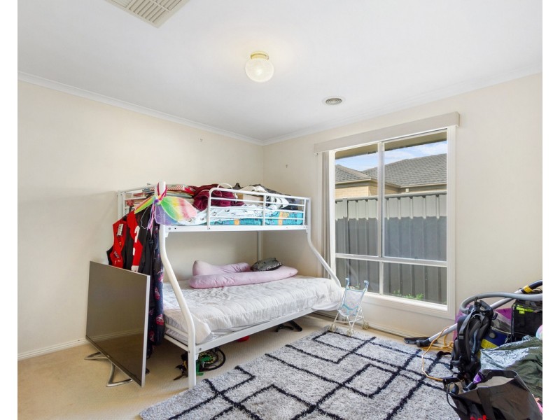 9 Dryden Place, Sale VIC 3850