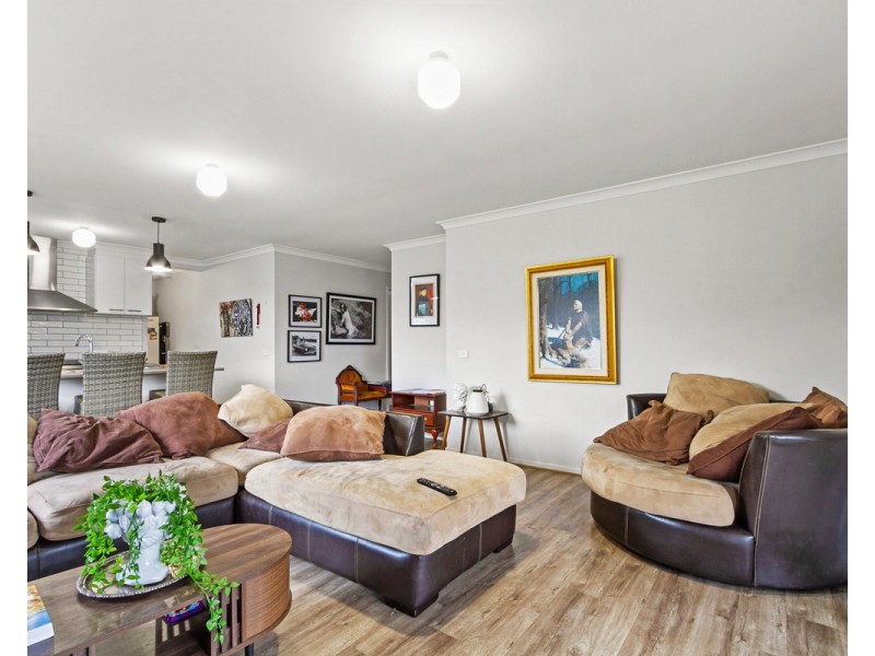 16 Kennelly Crescent, Stratford VIC 3862