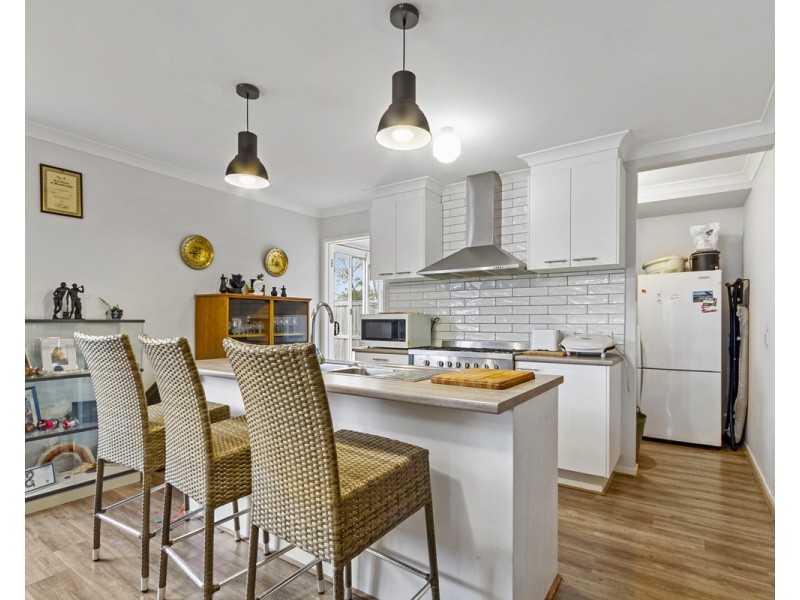 16 Kennelly Crescent, Stratford VIC 3862