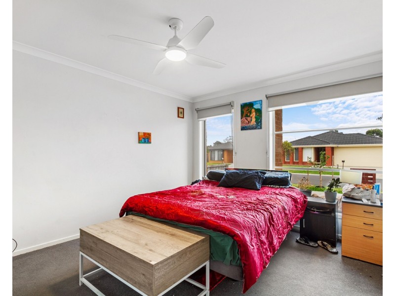 16 Kennelly Crescent, Stratford VIC 3862