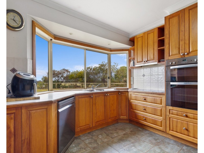 65 Dermody Road, Stratford VIC 3862