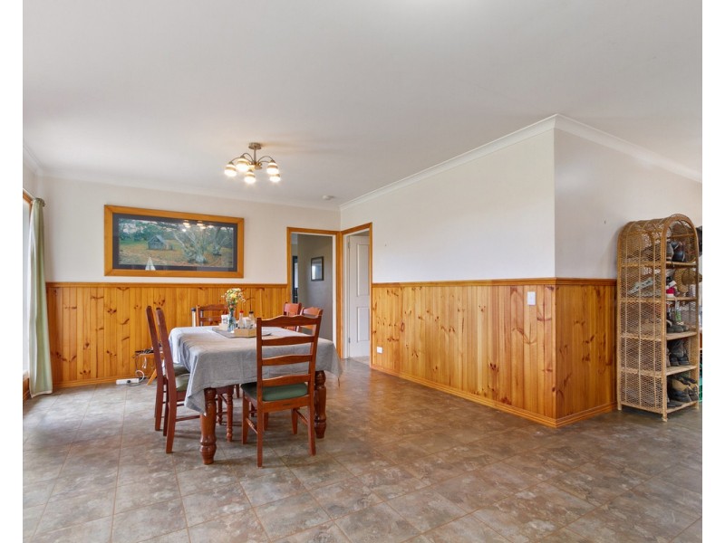 65 Dermody Road, Stratford VIC 3862